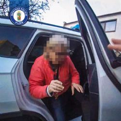 Policista mimo službu zachránil zmatenou seniorku v Plzni