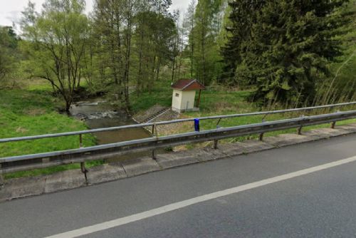 obrázek:Pozor na objížďku u Třebele. Most na silnici mezi Planou a Černošínem čeká rekonstrukce