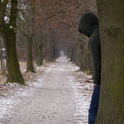 Muž, kterého znásilňoval kolega v práci, přepadával ženy na Kilometrovce, dostal 9 let