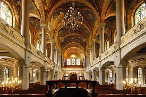 obrázek:Velká synagoga v Plzni je velkolepým symbolem víry a naděje, navzdory tragickým dějinám
