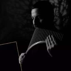 Zvuky Panovy flétny rozezní Starou synagogu v Plzni