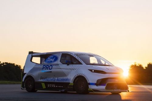 Obrázek - Ford Pro Electric SuperVan přijíždí