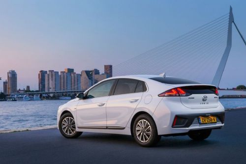 Obrázek - Hyundai ukončí výrobu první řady IONIQ