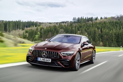 Obrázek - Proporce s krátkými převisy a designem zaměřeným na terén: Mercedes-AMG GLB 35 4Matic