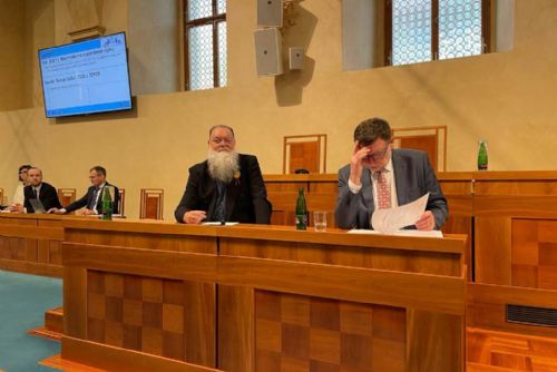 Foto: Lumír Aschenbrenner: O Trumpovi mají všichni jasno. Tak co Merz?