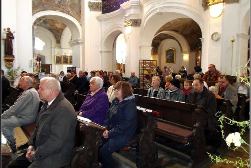 Obrázek - ARCIDĚKAN JIŘÍ HÁJEK VE STŘÍBŘE OSLAVIL OSMDESÁTINY