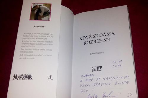 Obrázek - Děti odrostly, a tak běhá a vydala knihu!