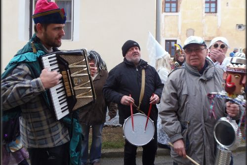 Obrázek - JEDEN Z NEJSTARŠÍCH MASOPUSTŮ SE KONAL V SOBOTU V SULISLAVI