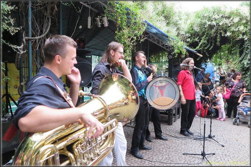 Obrázek - OBŘÍ LOUTKY - BYLO NAČ SE DÍVAT