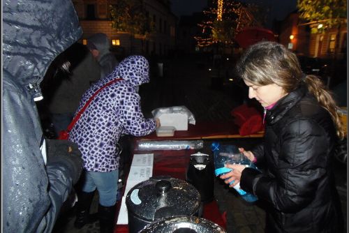 Obrázek - STŘÍBRSKÝ VÁNOČNÍ STROM MÁ NOVOU VÝZDOBU!