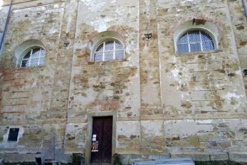Obrázek - Zakázkové truhlářství ZAJDA s.r.o. rekonstruovalo okna kostela Sv. Barbory v Manětíně