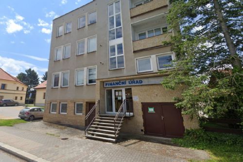 obrázek:Blovice chtějí z bývalého finančního úřadu udělat městské byty