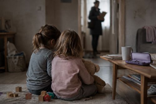 obrázek:Dívky měly zkažené zuby, špatně viděly a neuměly dobře mluvit. Skončily v Klokánku