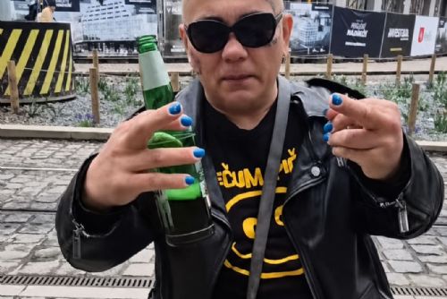 obrázek:Koncem srpna v Plzni soud s Michalem M. za pomluvu policisty, svolává příznivce