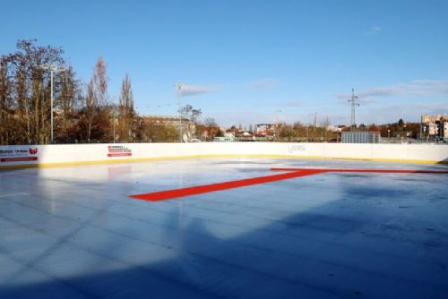 obrázek:Na Slovanech se pro velký zájem prodlouží bruslení až do 15.února