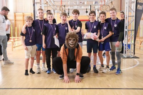 obrázek:Plzeňské děti závodily na parkourové dráze. Finále školní soutěže ovládla 31. základní škola