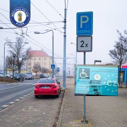 Prokázal se průkazem mrtvé babičky