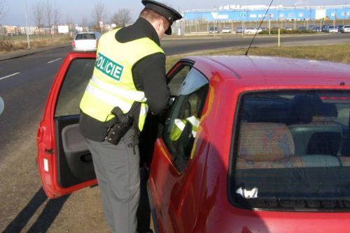 obrázek:Speciální dopravní akce odhalila 9 opilých řidičů, e-koloběžka 2,5‰