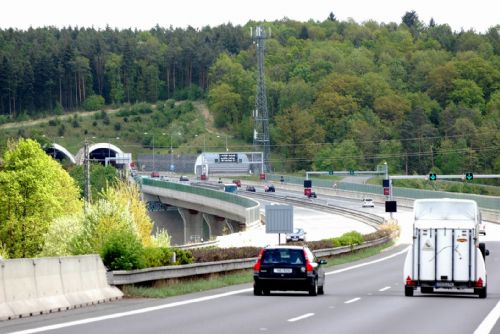 obrázek:Tunel Valík čekají úpravy. Řidiče na D5 omezí práce i krátké opakované uzavírky