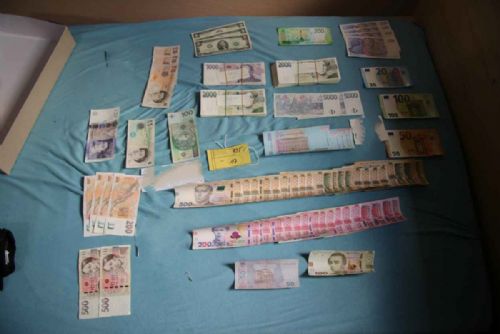 obrázek:Akce MEL v Plzni rozbila dílnu pervitinu, tři ve vazbě