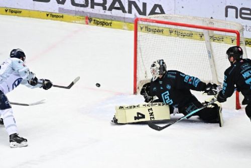obrázek:Plzeň porazila Karlovy Vary 2:0 po gólech Maláka a Měchury