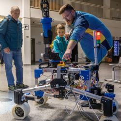 Plzeňská Space Night ukázala, co chystají studenti kosmonautiky