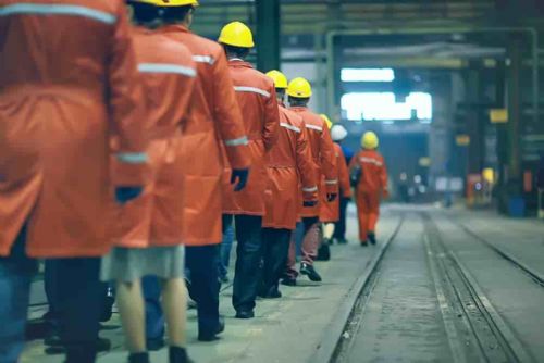 obrázek:Průměrná mzda v Plzeňském kraji přesáhla 45 000 Kč