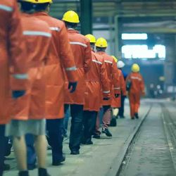 Průměrná mzda v Plzeňském kraji přesáhla 45 000 Kč