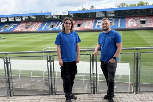 obrázek:Studenti z Plzně hlídají vodu stadionu, zoo i festivalu. Jejich startup umí ušetřit statisíce