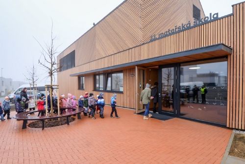 obrázek:V Újezdě otevřela moderní mateřská škola za 76 milionů