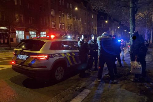 obrázek:Víkendová noční razie v Plzni prověřila 580 osob a 94 vozidel