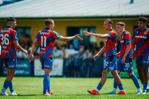 obrázek:Viktorie Plzeň rozstřílela SK Artis Brno 3:0. První venkovní výhra a 2 vítězství v sezoně
