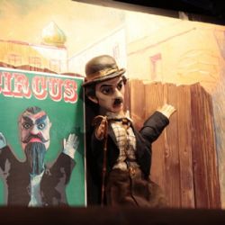 CHA CHA CHA aneb CHArlie CHAplin a jiná CHÁska