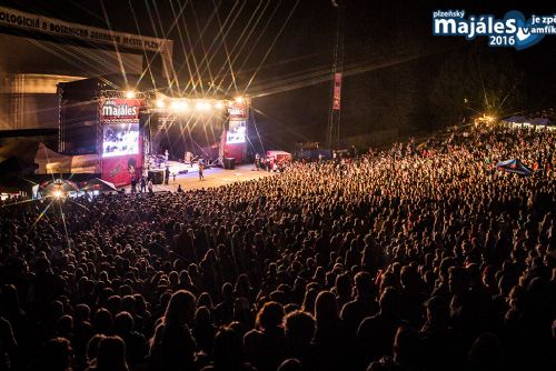 Foto: PLZEŇSKÝ MAJÁLES SE VRACÍ NA LOCHOTÍNSKÝ AMFITEÁTR a opět nabídne nejlepší vystoupení špičky české hudební scény