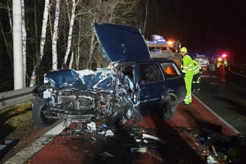 Foto: Loni v kraji přibylo nehod, vzrostly i škody