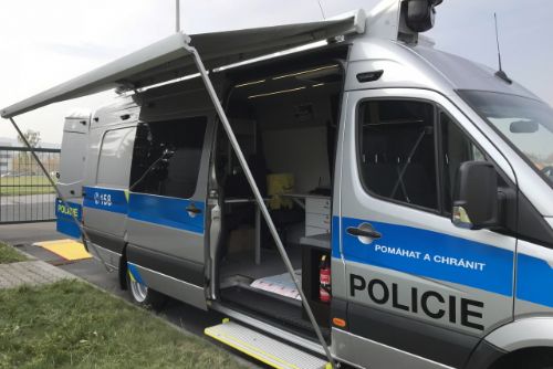 Foto: Dopravní policisté hledají řidiče a svědky