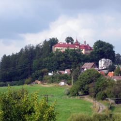 Bezdružický zámek znovu v dražbě, nikdo ho nechce