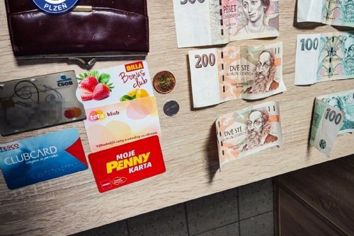 obrázek:Další poctivý nálezce vrátil peněženku nalezenou u Radnice Slovany