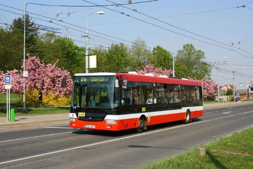 obrázek:Dražší nafta spoje neohrozí. Kraj má pojistku ve smlouvách i rozpočtu