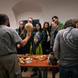 Mezinárodní den archeologie v Plzni přitáhl stovky lidí