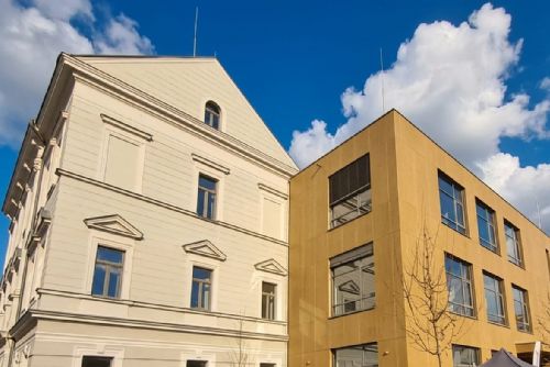 obrázek:Radnice Doubravky je v novém. Úřad Plzně 4 se kompletně přestěhoval do Masarykovy ulice