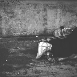 Uřezali bezdomovci hlavu a genitálie - brutální vrazi po třech letech u soudu 