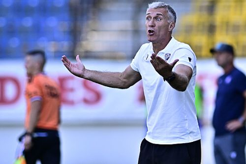 obrázek:Viktoria v Teplicích a jen remizovala 5:5. Tlak na Hyského roste