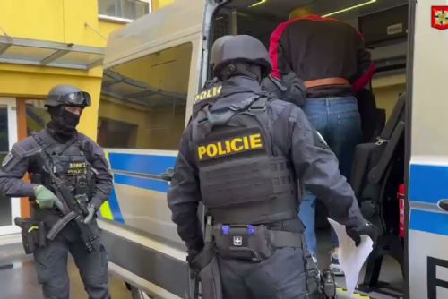 Foto: Za pobodání taxikáře mu hrozí až 18 let vězení
