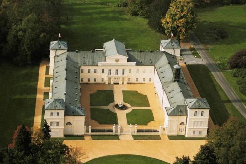 obrázek:Zámek Kynžvart láká na Velikonoce i celou sezonu. Děti čekají pohádkové prohlídky