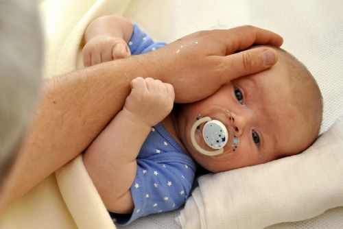Obrázek - Nosní odsávačka - zachránce pro miminka
