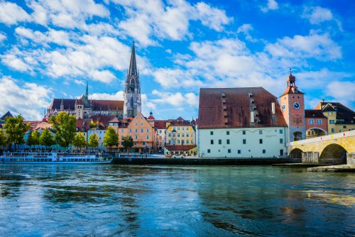 Foto: Vyrazte na výlet do Regensburgu – starobylého města s moderním vyžitím