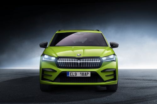 Foto: Dva elektromotory, systémový výkon 220 kW i ekologická jízda, to vše nabízí nová ŠKODA ENYAQ RS iV, kterou pořídíte v AUTO CB v Plzni