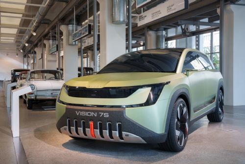 Foto: Máte zájem o nové revoluční SUV ŠKODA VISION 7S? Obraťte se na AUTO CB v Plzni