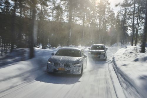 Foto: Náročné testy zcela nových modelů Škoda Kodiaq a Superb v extrémních podmínkách úspěšně dokončeny